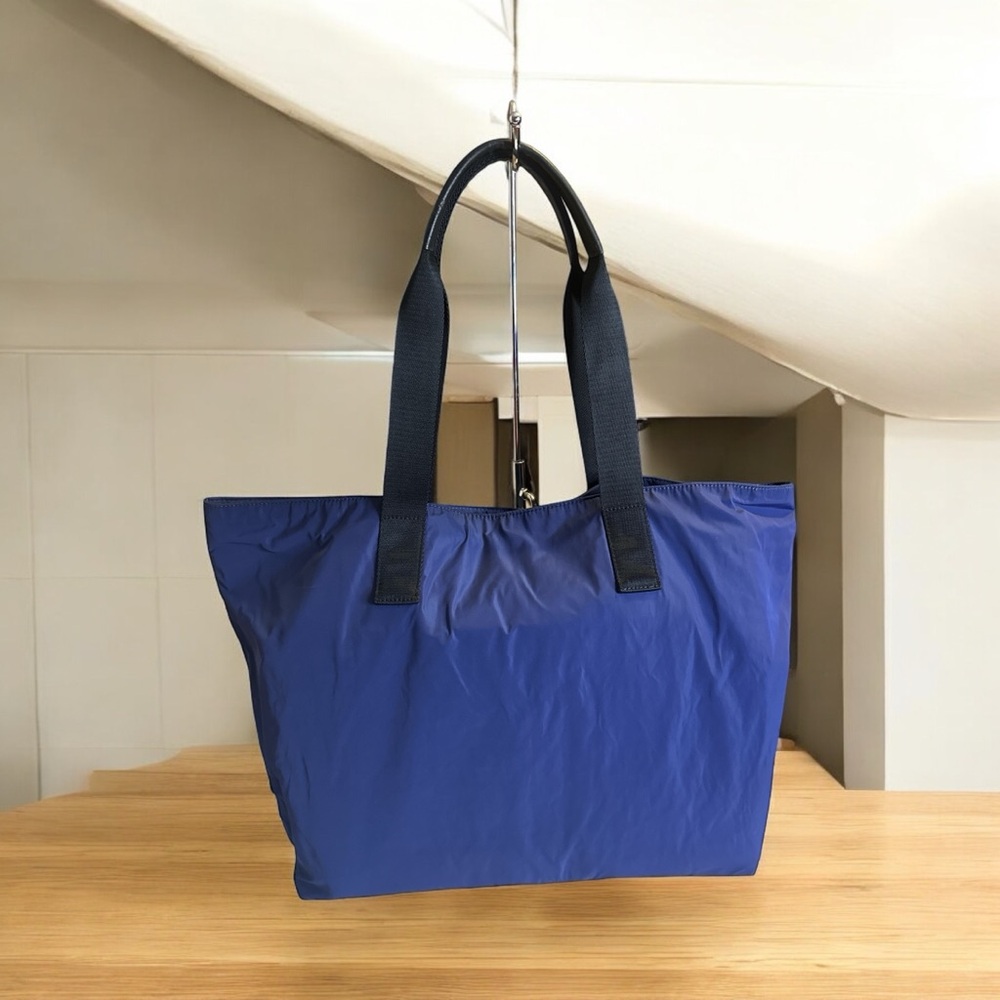 Karl Lagerfeld Paris Large Blue Tote Bag New with Tags Embellished NWT - Picture 3 of 11